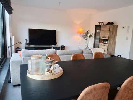 Prachtig energiezuinig appartement met 1 slaapkamer +bureau/dressing, garage en terras! - Foto 4