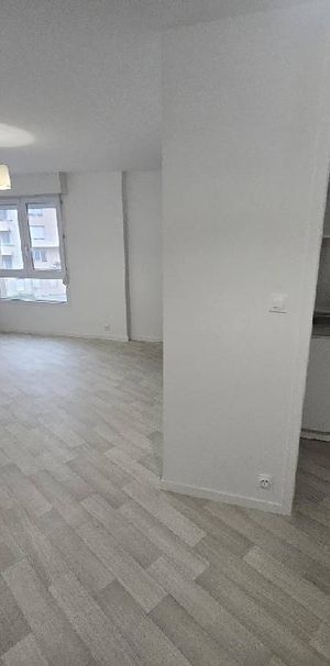 Location Appartement 1 pièce 24m² MAREUIL LES MEAUX 77100 - Photo 1
