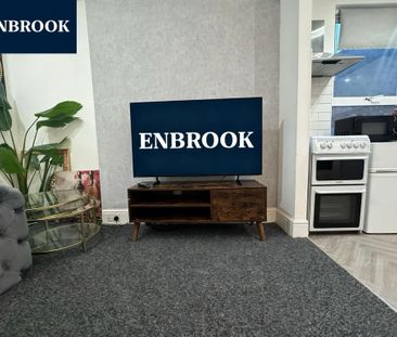 1 bedroom in a house share to rent - Photo 3