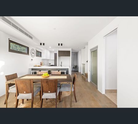 1/41 Fisher Parade, Ascot Vale, Vic 3032 - Photo 1