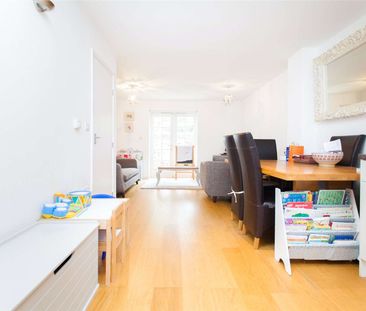 Rare to the market is this two bedroom, two storey house on Victori... - Photo 6