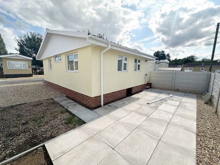 Maple Avenue, Scunthorpe - Photo 5