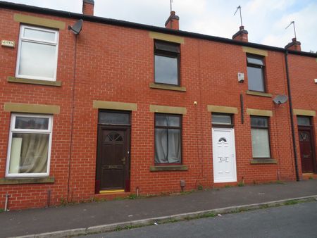 David Street, Rochdale, OL12 - Photo 3
