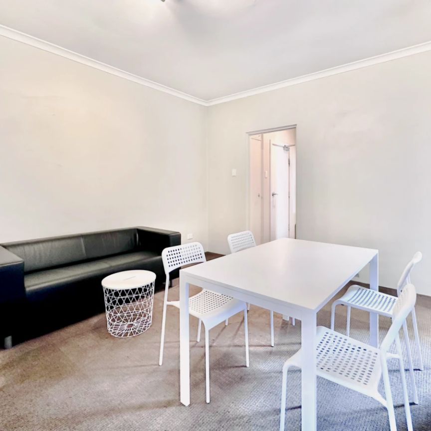 Single room-020S1/ST - Photo 1