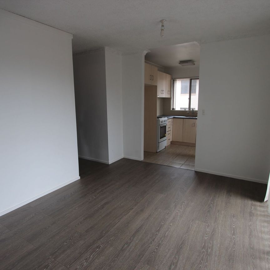 RENOVATED 3 BEDDER! - Photo 2