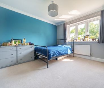 5 bedroom detached house to rent - Photo 4