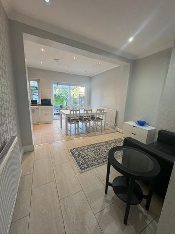 1 bedroom property to rent - Photo 2