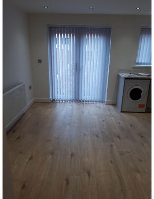 Harriers Crescent, Liverpool - Photo 1