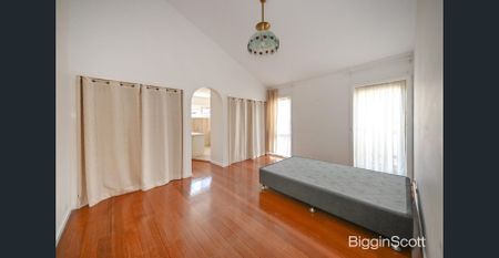 Prestige Living with Indoor Pool, Home Theatre & Outdoor Entertaining - Photo 4