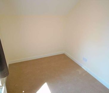 Watford, Hertfordshire, WD19 - Photo 6