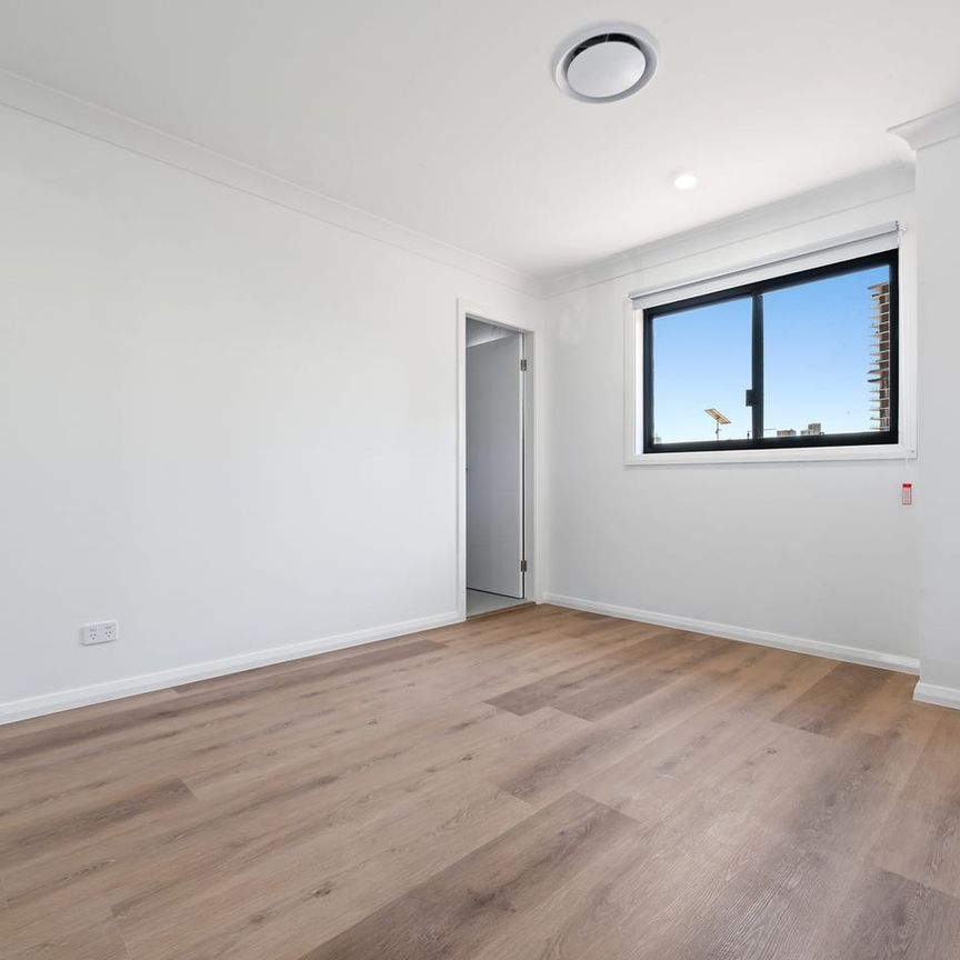 3 Enid Avenue, Granville, NSW 2142 - Photo 1