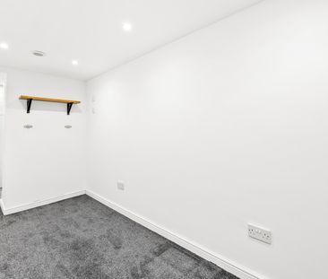 Ref: GK - Stanstead Road - Photo 5