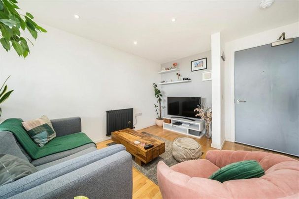 Arklow Road, New Cross, SE14 - Photo 1