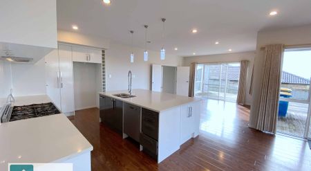 5 Bedrooms 3 Bathrooms on Metcalfe Road - Photo 2