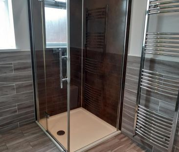 2 bedroom terraced house to rent - Photo 5