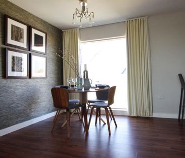 3 bedroom flat to rent - Photo 3