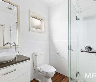 Stylish & Spacious Brunswick Living in a Prime Inner-City Location - Photo 3