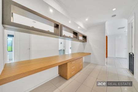 4 Zenith Avenue, Williams Landing VIC 3027 - House For Rent | Domain - Photo 4