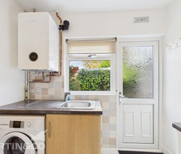 2 bedroom end of terrace house to rent - Photo 6