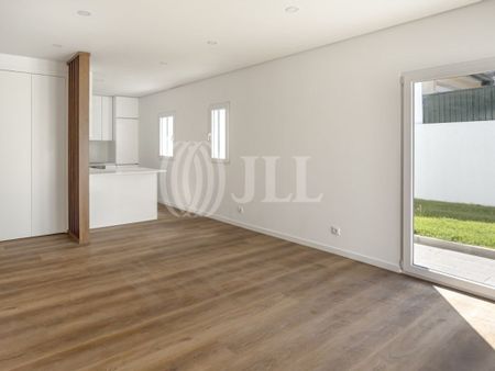 3 bedroom luxury House for rent in Cascais, Portugal - Photo 2