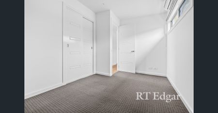 Inner City Living - Photo 3