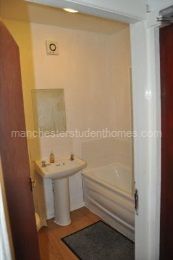 Curzon Avenue, Manchester, M14 5PU - Photo 5