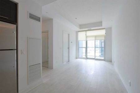 For Lease - 2200 Lakeshore Boulevard Unit# 805, Toronto, Ontario - Photo 3