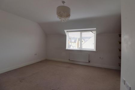 4 bedroom terraced house to rent - Photo 4