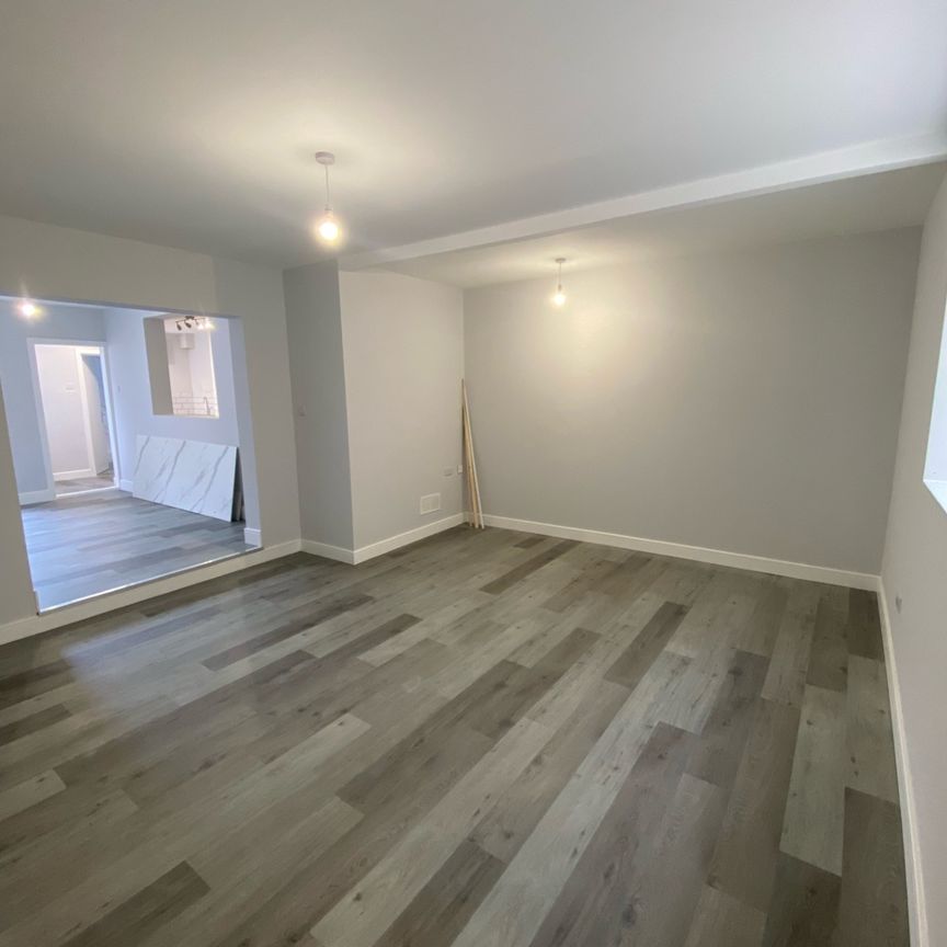 Bournemouth Road, Poole, Dorset, BH14 - Photo 1