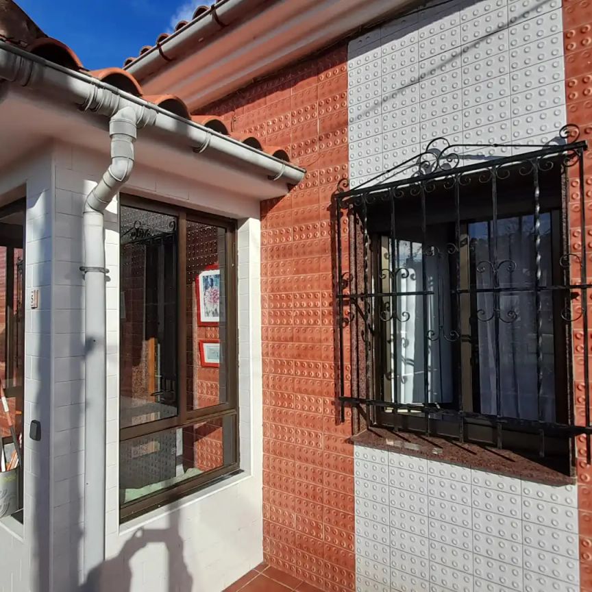 Oviedo - Foto 1