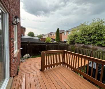 For Lease - 3234 Raindance Crescent, Mississauga, Ontario - Photo 4