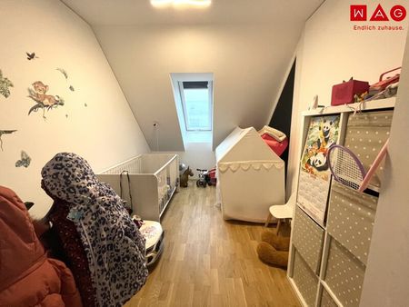 Wohnen über den Dächern von Linz/Oed! Neubau Dachgeschoss-Mietwohnungen mit Penthousecharakter und beeindruckender Aussicht! Höchste Wohn- und Lebensqualität in ruhiger und beliebter Wohngegend! Perfekte Infrastruktur! - Foto 3