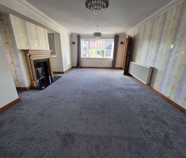 4 bedroom detached house to rent - Photo 1