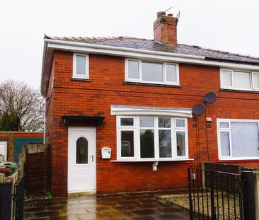 2 bedroom semi-detached house to rent - Photo 2