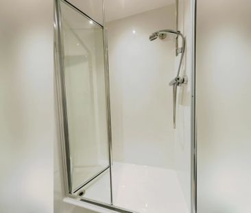 Large Studio Accessible - Photo 3