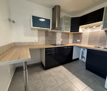 Location Appartement 3 pièces 56m² - Photo 2