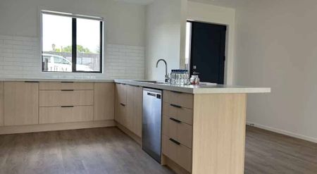 2/24 Akakura Terrace, Peacocke, Hamilton - Photo 3