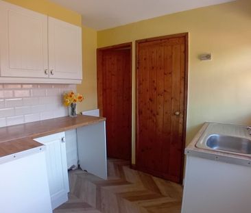 Main Street - Photo 4