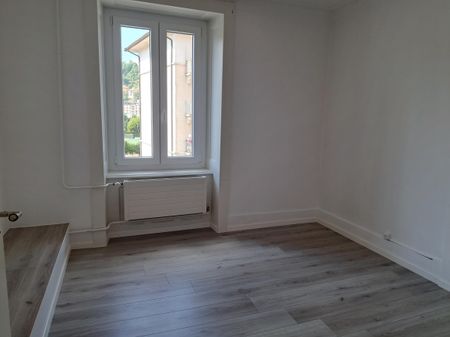 JEANNERET 23, Appart. 4 pièces 1er étage rénové avec balcon - Photo 5