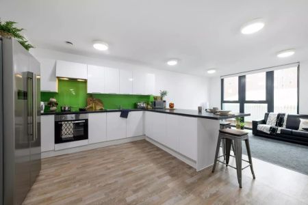 Standard Plus En-suite - Photo 5