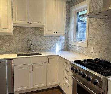 For Lease - 1621 Mount Pleasant Road, Toronto, Ontario - Photo 4