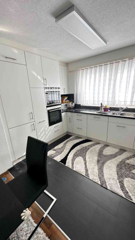 4.5 Zimmer, 115 m², 1. Stock - Photo 3