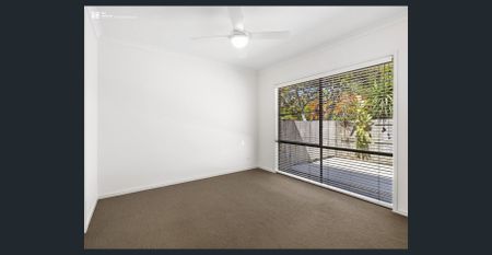 Freshly Renovated 3 Bedroom Duplex with Large Yard – 20 Minutes to Byron - Photo 5