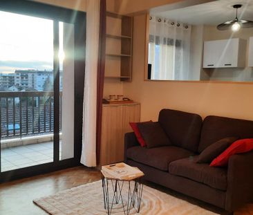 Location Appartement 1 pièce Meublé 35m² ALBERTVILLE 73200 - Photo 2