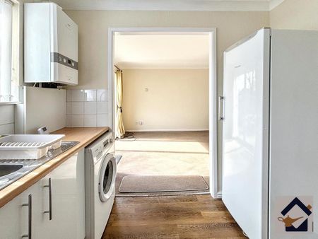 1 bedroom semi-detached house to rent - Photo 5