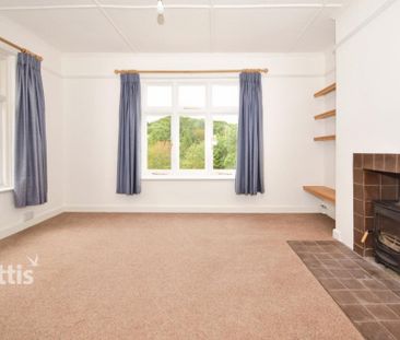 2 bedroom detached bungalow to rent - Photo 1