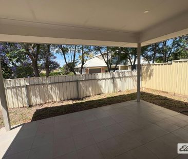 Modern Home in Quiet Location! - Photo 1