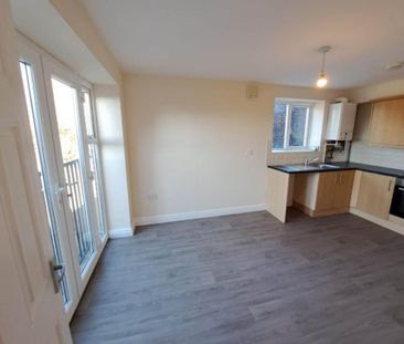 2 bedroom apartment to rent - Photo 4