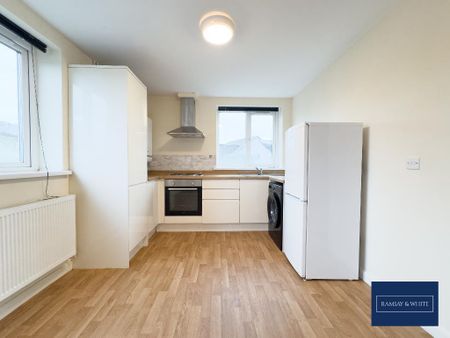 1 bedroom flat to rent - Photo 3