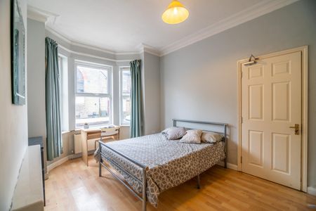 6, Neville Terrace - Photo 3